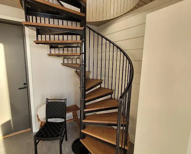 Naava Loft 303 - Kaksikerroksinen Lasiseinaehuoneisto Jaervinaekoealalla Apartamento