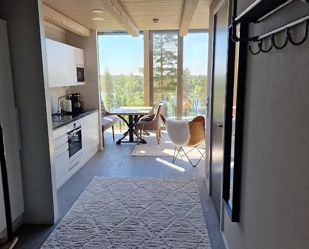 Naava Loft 303 - Kaksikerroksinen Lasiseinaehuoneisto Jaervinaekoealalla *