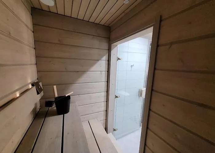 Apartamento Naava Loft 303 - Kaksikerroksinen Lasiseinaehuoneisto Jaervinaekoealalla *