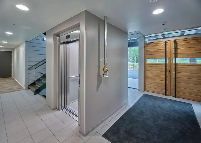 Naava Loft 303 - Kaksikerroksinen Lasiseinaehuoneisto Jaervinaekoealalla Apartamento