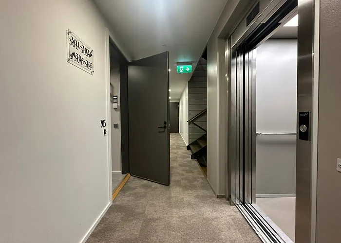 Apartamento Naava Loft 303 - Kaksikerroksinen Lasiseinaehuoneisto Jaervinaekoealalla *