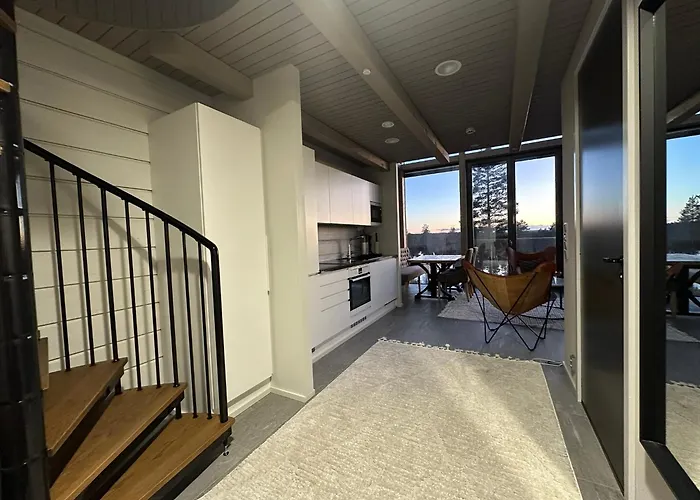 Naava Loft 303 - Kaksikerroksinen Lasiseinaehuoneisto Jaervinaekoealalla Apartamento *